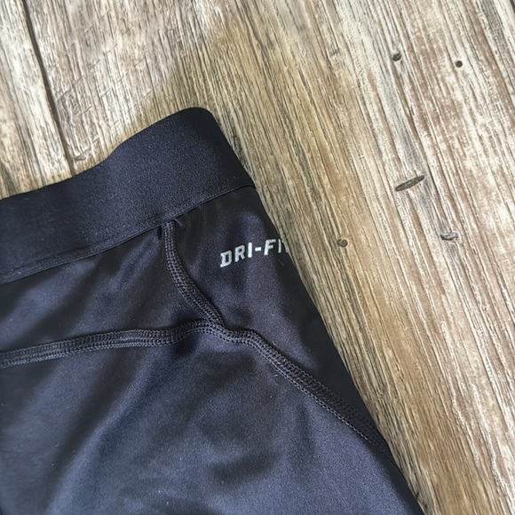 NIKE PRO WOMEN WORKOUT SHORTS, MEDIUM - Picture 7 of 10